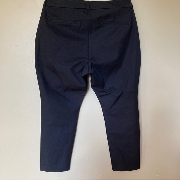 OLD NAVY Black High Rise Pixie Pants NWT - Picture 4 of 5